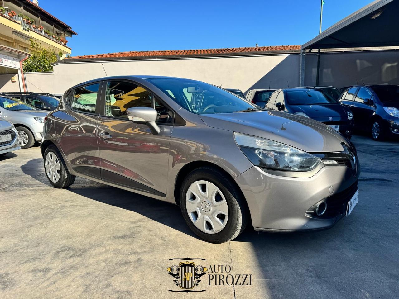 RENAULT CLIO 1.2 BENZ/GPL ANNO 2015 CON 138000KM
