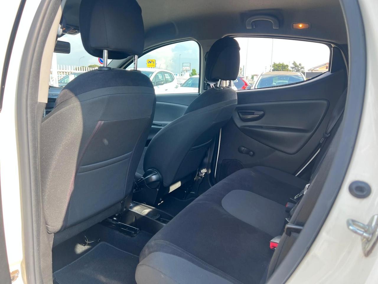 Lancia Ypsilon 1.3 MJT 16V 95 CV 5 porte S&S Gold