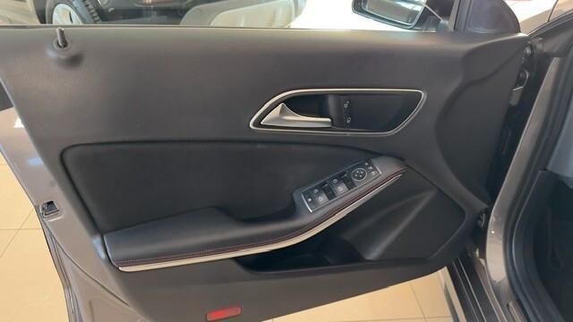 Mercedes-benz CLA 200 d 4Matic Automatic Premium