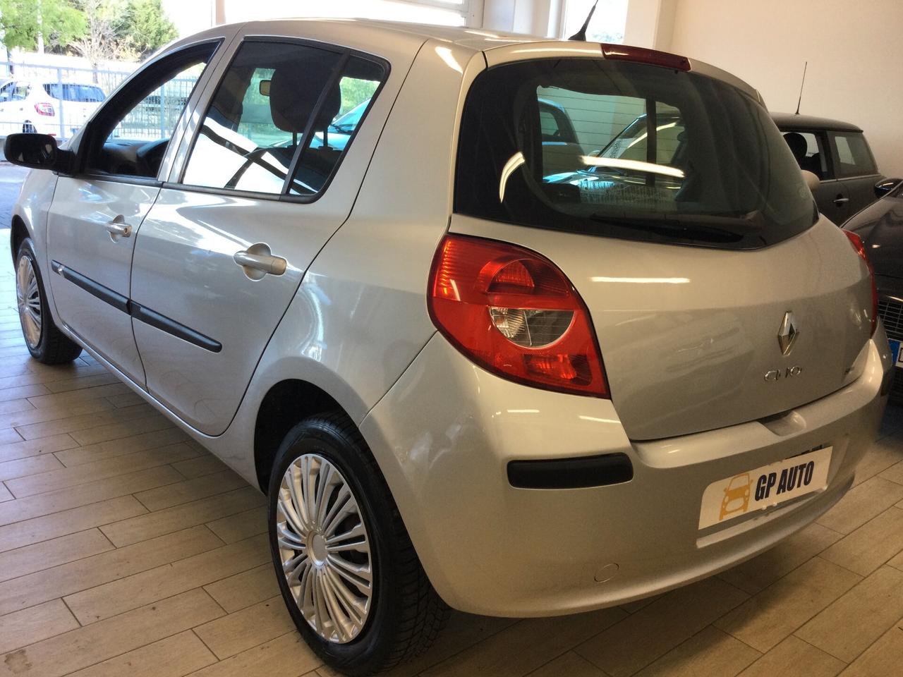 Renault Clio 1.2 16V 5 porte