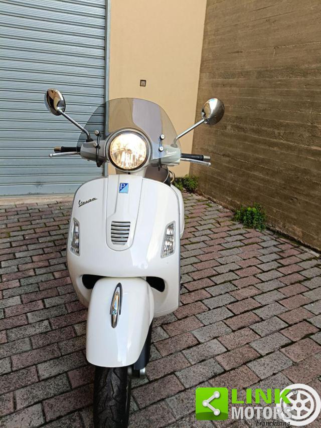 PIAGGIO Vespa 125 GTV GTS SUPER
