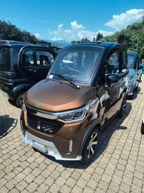 MINI AUTO DISABILI SCOOTER CABINATO ANZIANI