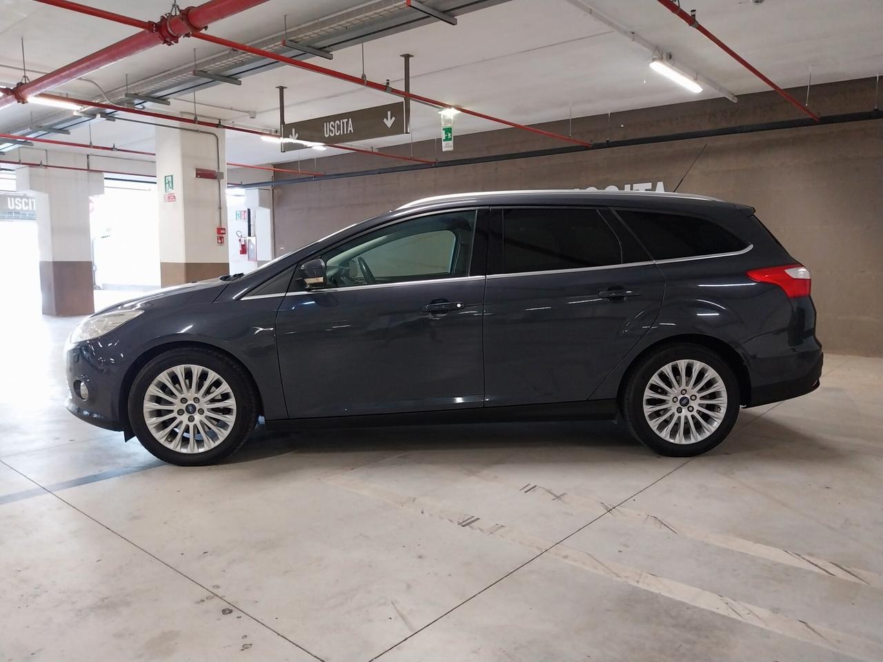 Ford Focus 1.6 TDCi 115 CV SW Titanium - ok neopatentati