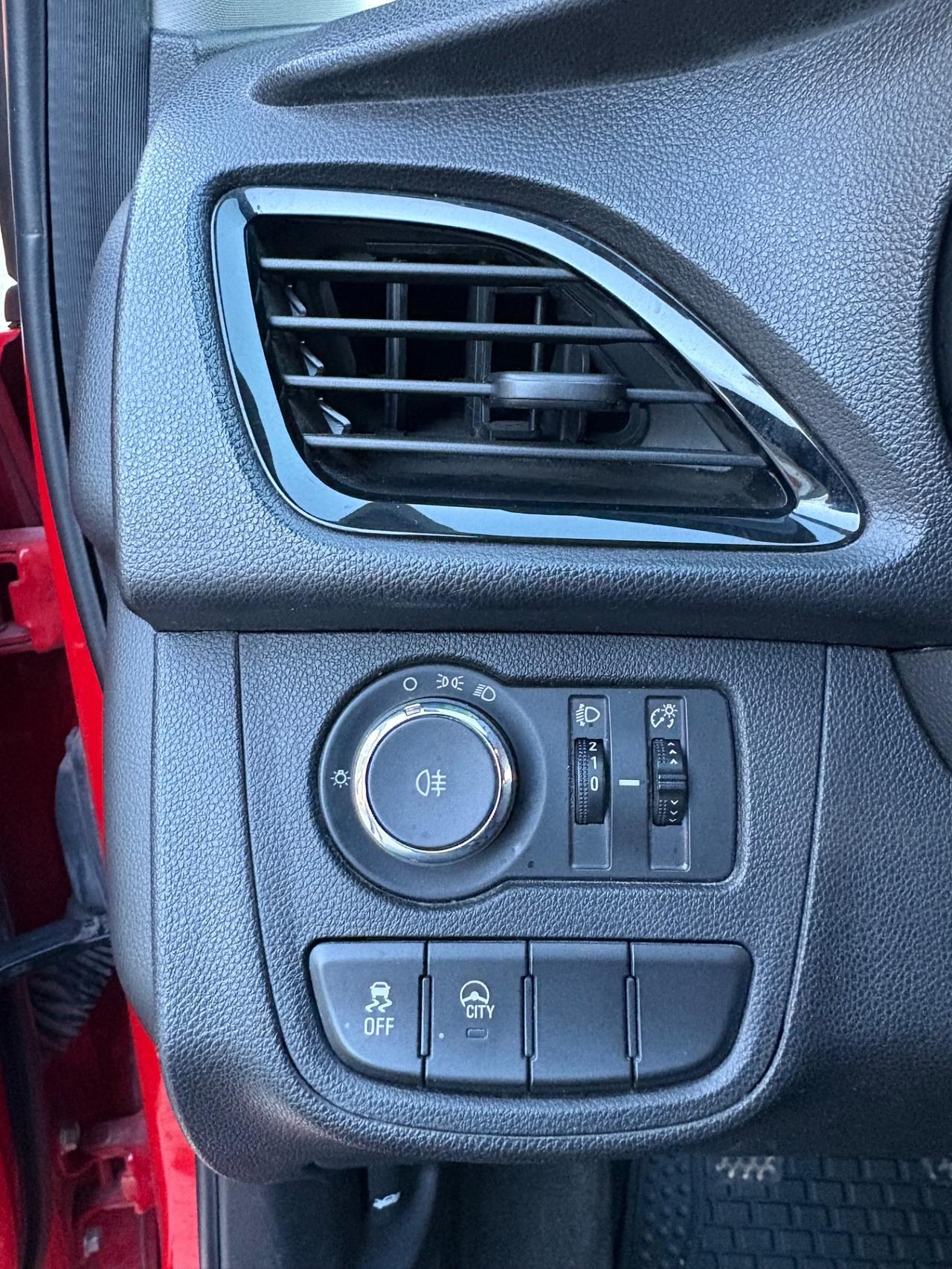 Opel Karl 1.0 75 CV Cosmo