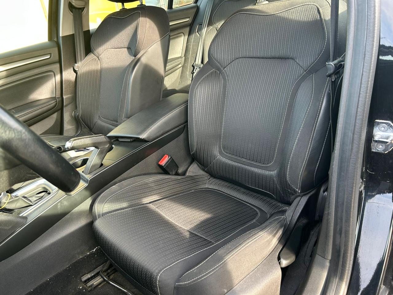 Renault Megane Mégane Sporter Blue dCi 115 CV EDC Intens