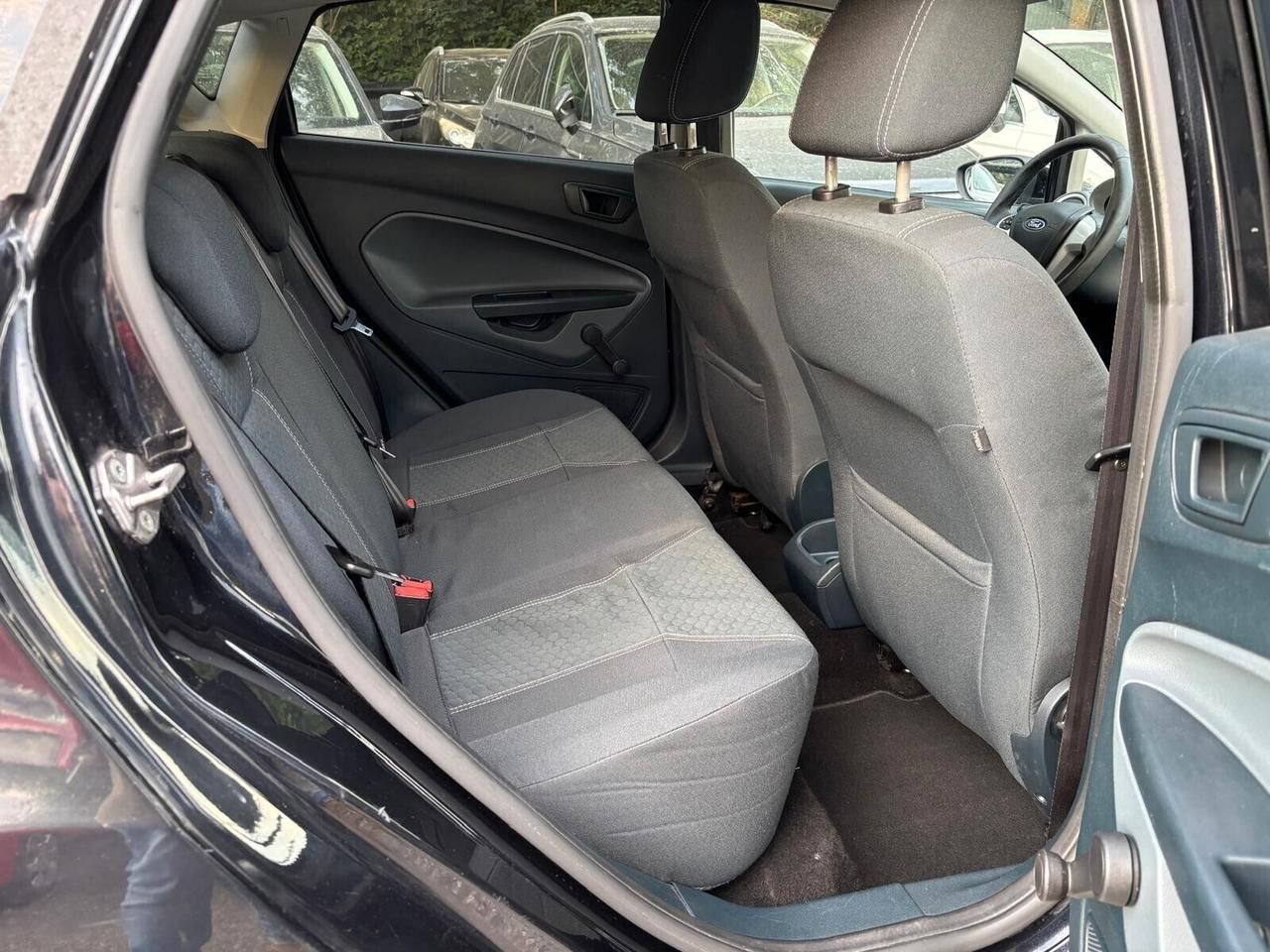 Ford Fiesta 1.4 5 porte GPL Titanium OK Neopatentati