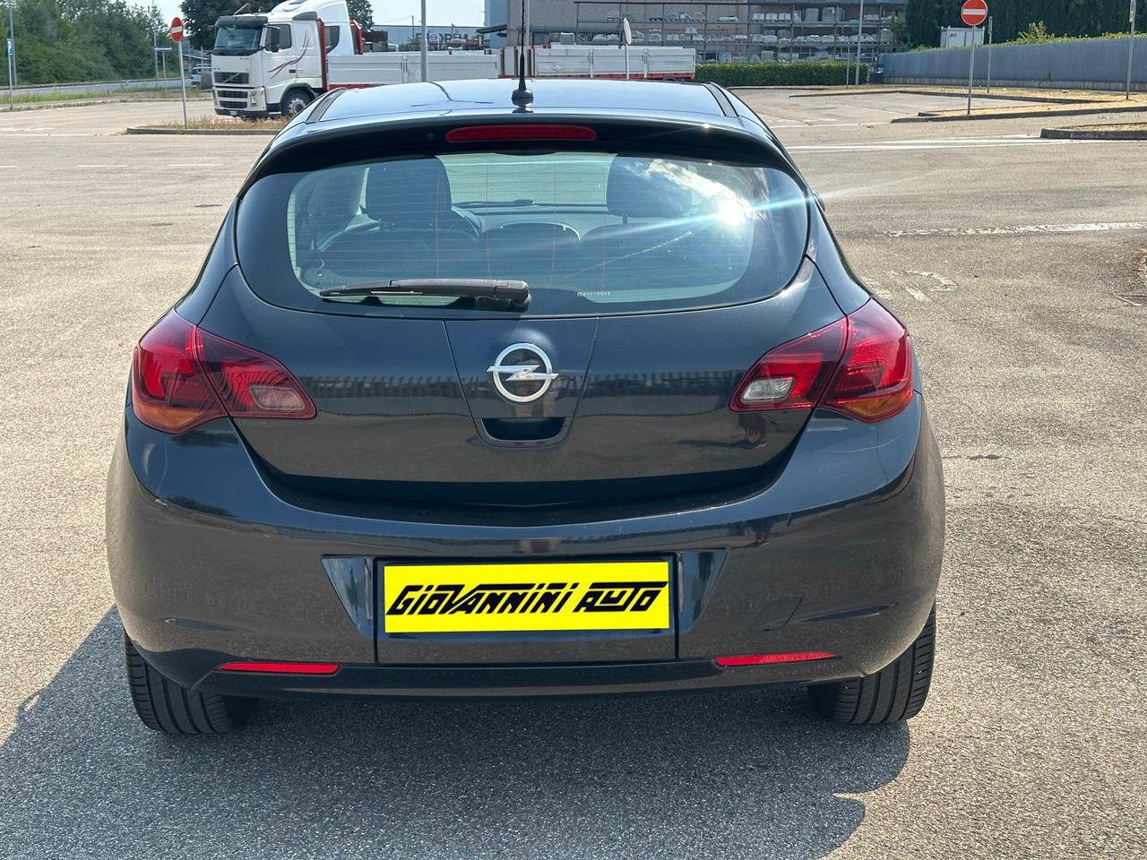 Opel Astra 1.7 CDTI 110CV (GARANZIA 24 MESI)