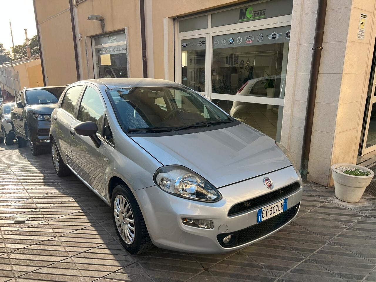 Fiat Punto 1.3 MJT II 75 CV 5 porte Street