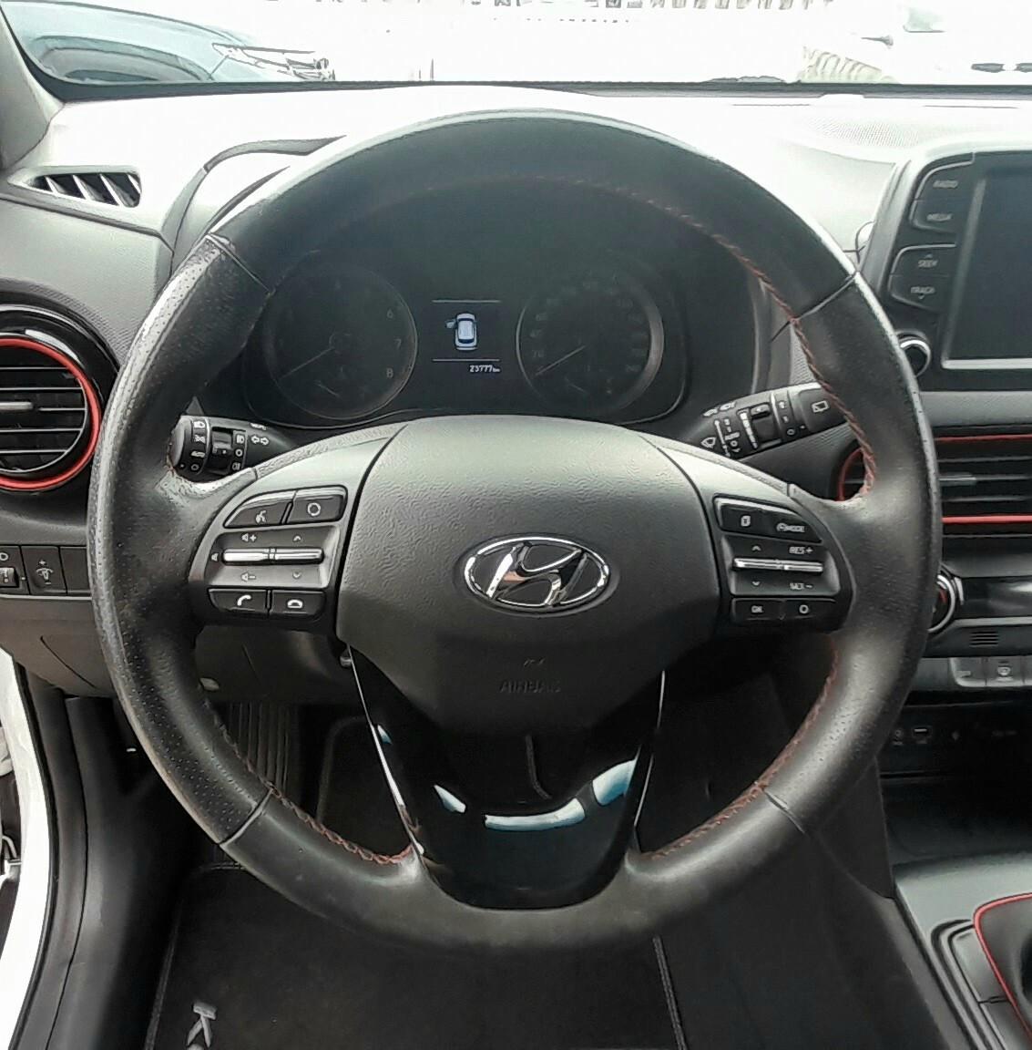 Hyundai Kona 1.0 T-GDI Xpossible