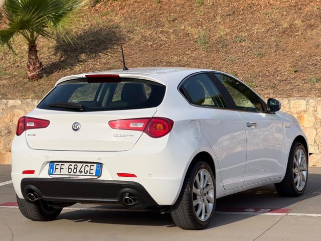 ALFA ROMEO Giulietta 2.0 JTDm 150 CV SUPER+2PDC+17''+TELEF+CRUISE+LED