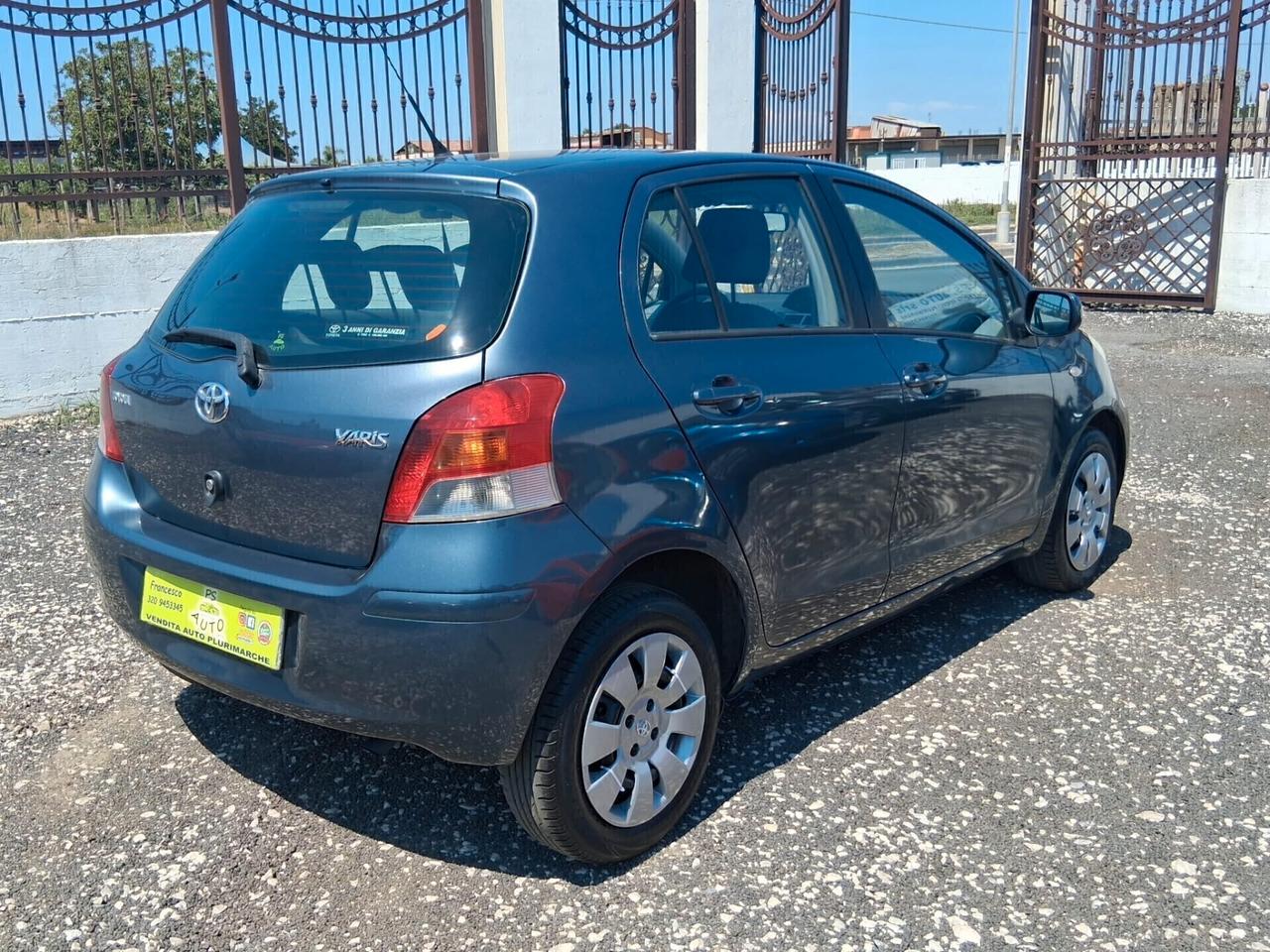 Toyota Yaris 1.4 D-4D 5 porte - Cambio Automatico