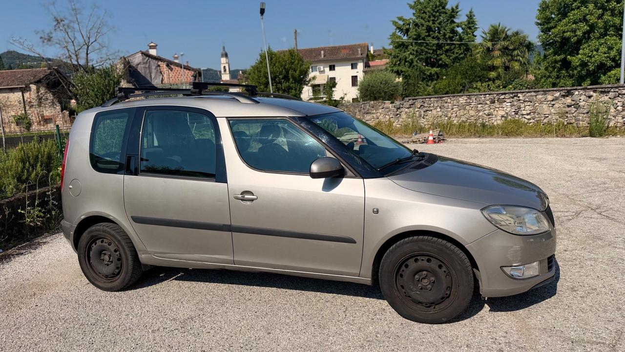 Skoda Roomster 1.6 TDI CR 90CV Ambition