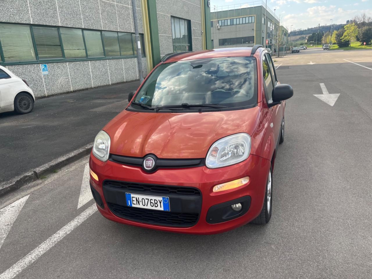 Fiat Panda 1.2 Lounge 2012 84.000 KM