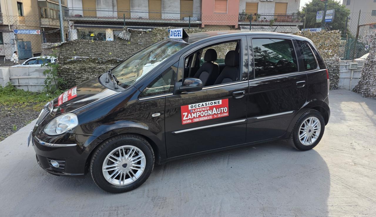 Lancia MUSA 1.3 Mjt 95CV Platinum X NEOPATENTATO ZAMPOGNAUTO CT