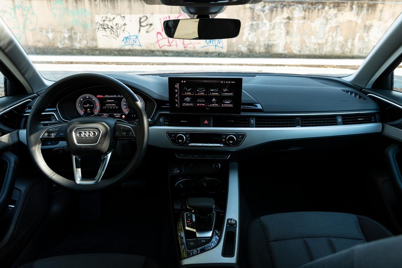 Audi A4 Avant 40 2.0 tdi mhev S-tronic*Matrix* Cockpit*