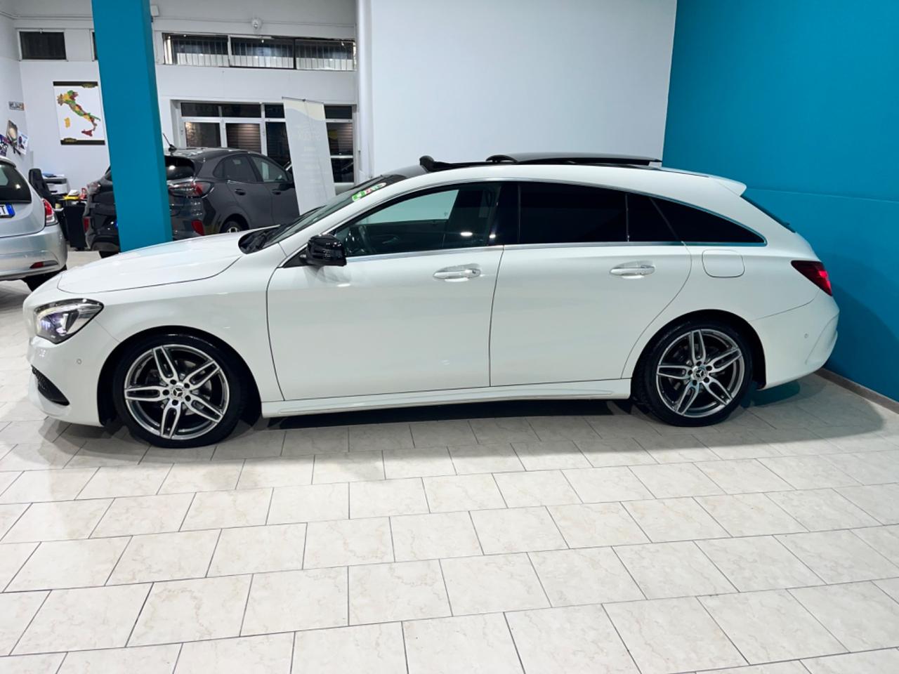 MERCEDES CLA SHOOTING BRAKE 200D *TETTO * PREMIUM *UNICOPROPRIETARIO
