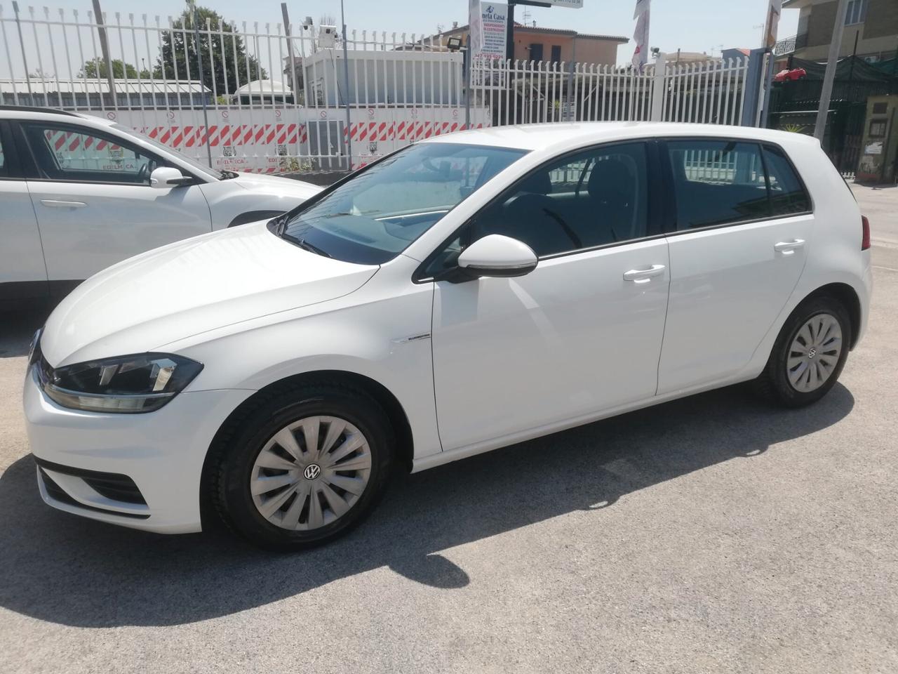 Volkswagen golf 7.5 blumotion euro6d 1.4 tgi nuova