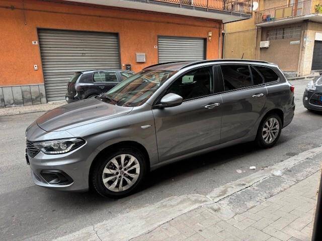 Fiat Tipo 1.3 Mjt S&S SW Lounge