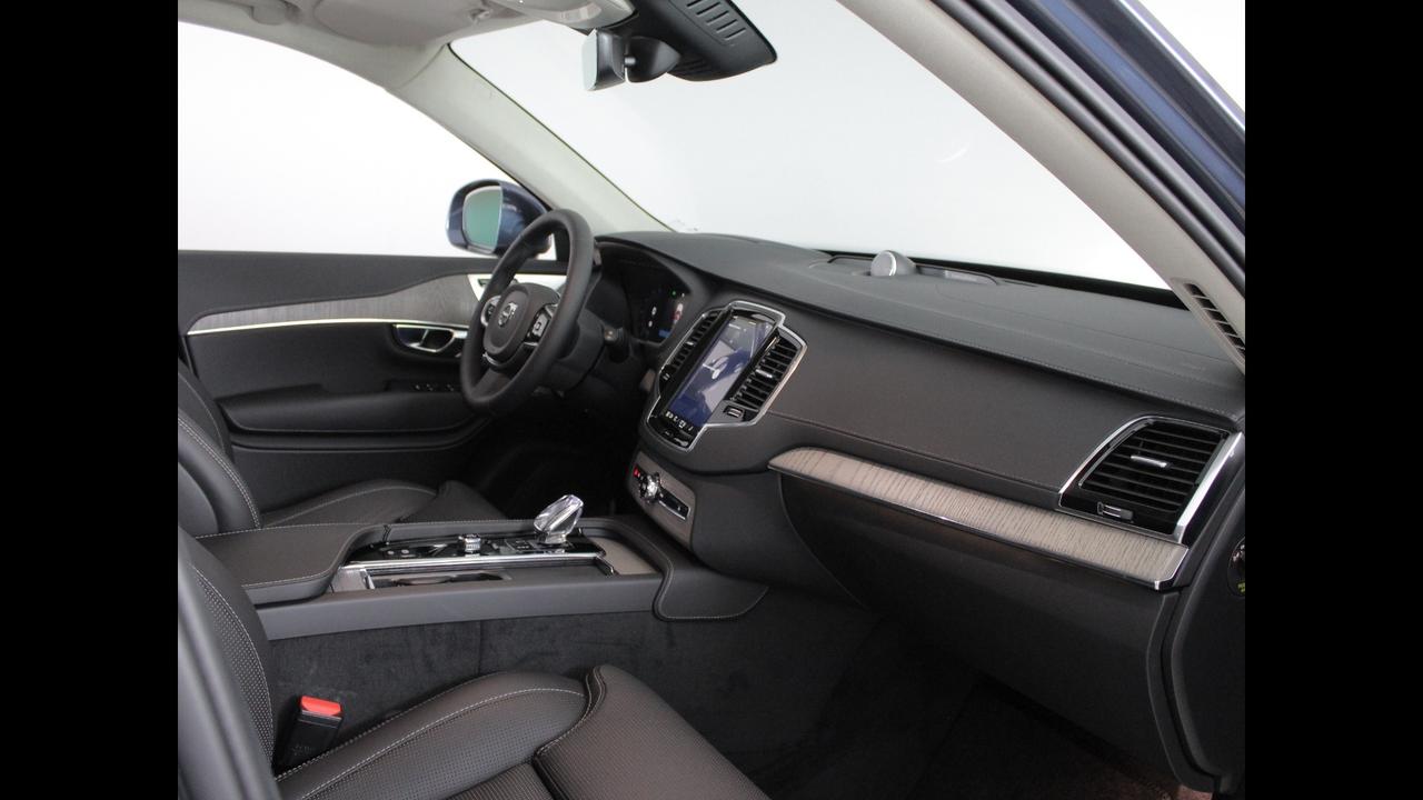 VOLVO N.XC90 Ultra Bright T8 AWD AUT 7P