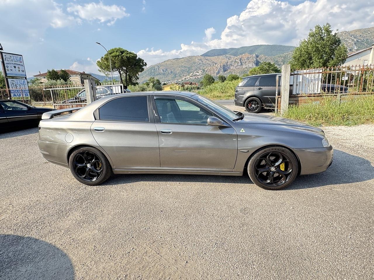 ALFA 166 2 serie 2.4 JTD m-JET 20V distinct