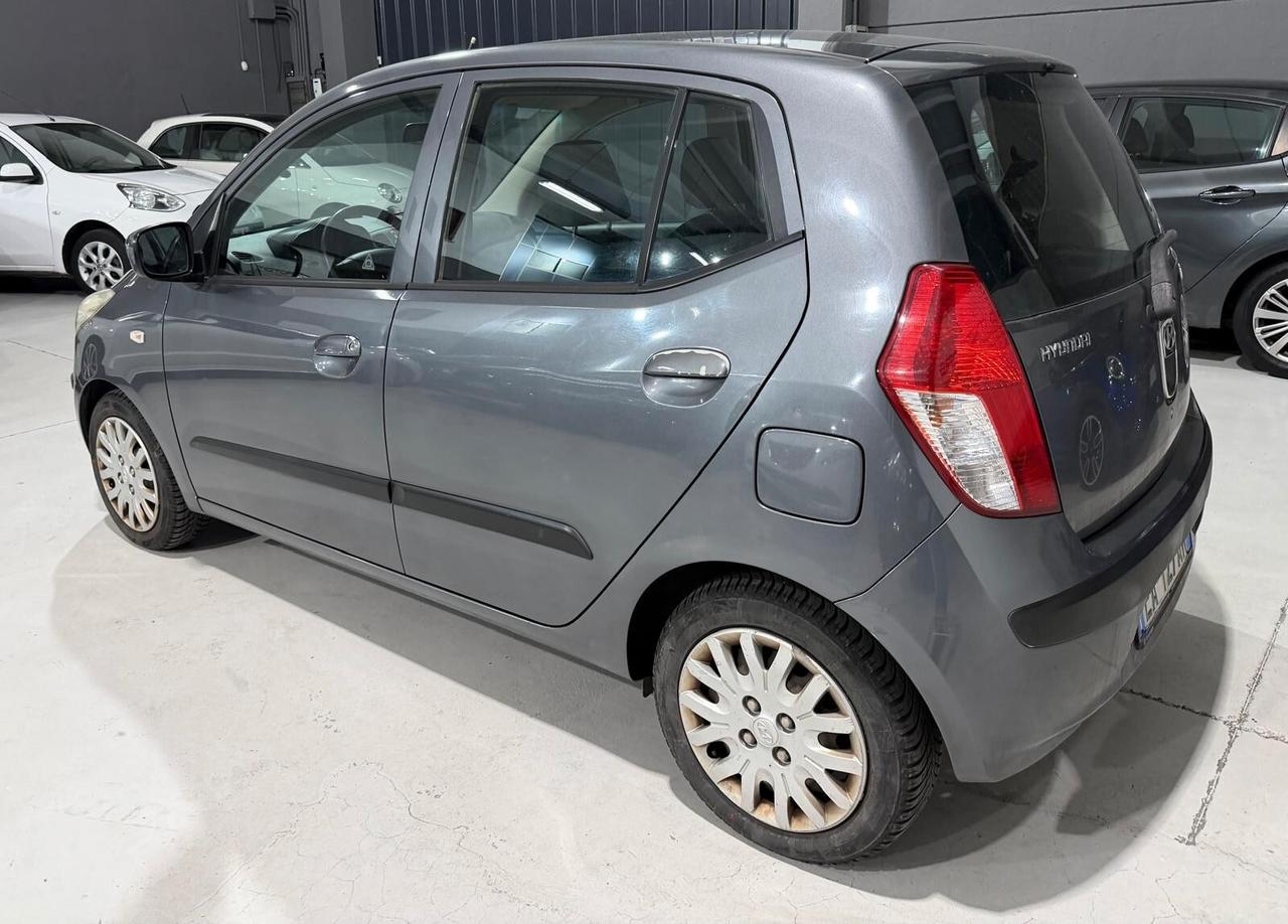 Hyundai i10 Gpl Neopatentati Distribuzione Nuova