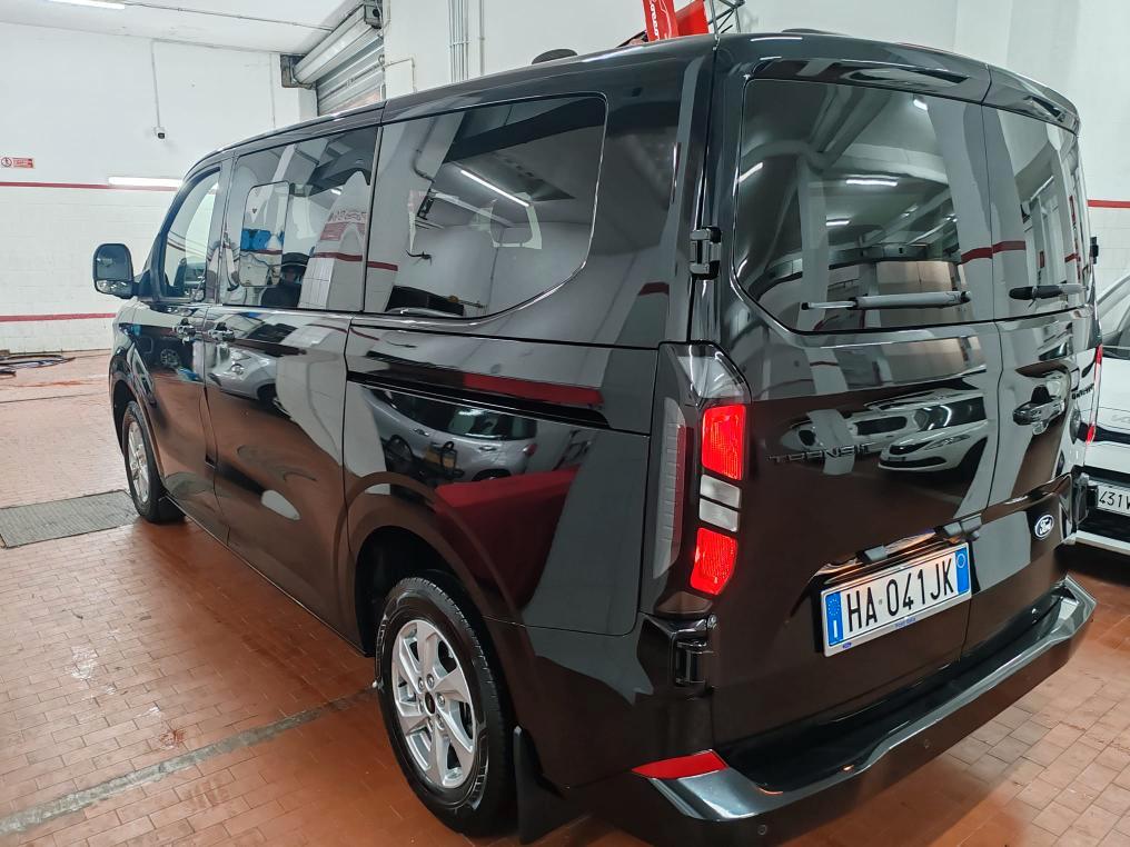 FORD Transit Custom V710 320 2.0 ecoblue 150cv combi M1 Titanium L1H1