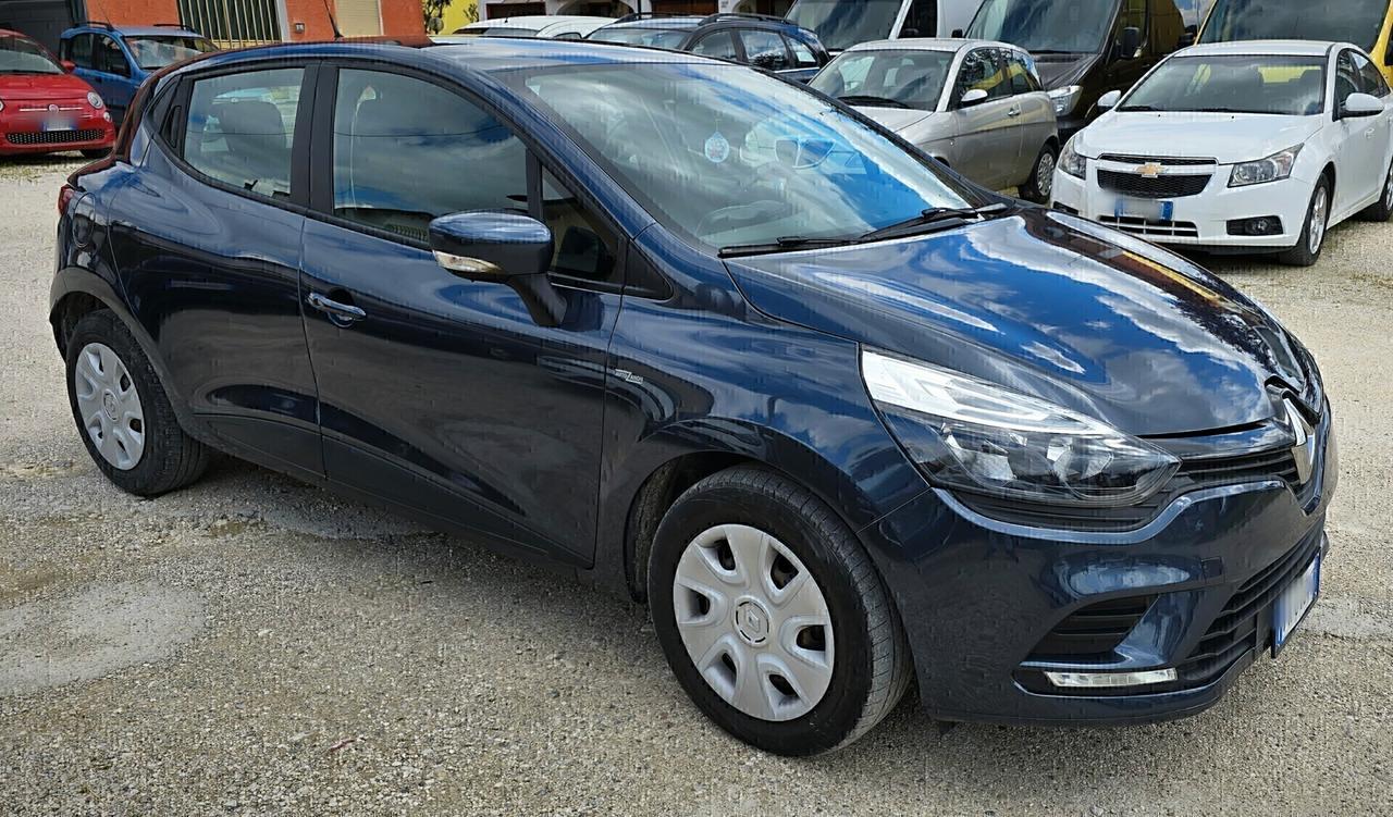 Renault Clio 1.2 75CV - 2018 - PERFETTA