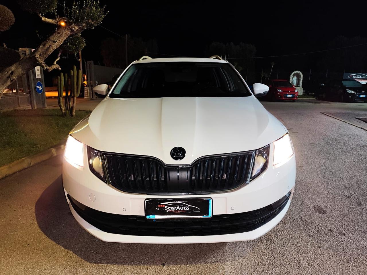 Skoda Octavia 2.0 TDI CR DSG Executive