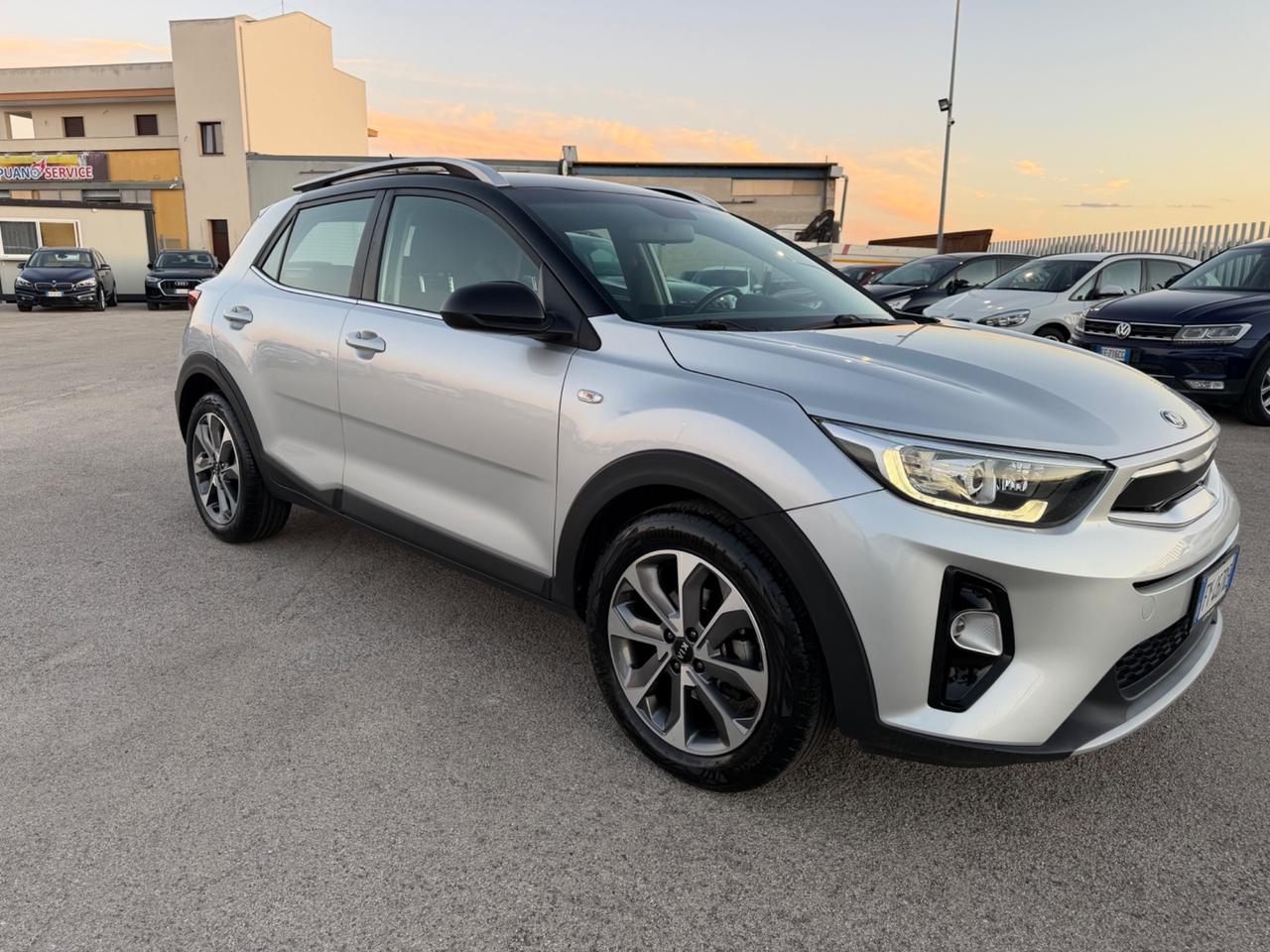 KIA STONIC 1.4 MPI 100 CV STYLE PACK FULL LED NY19