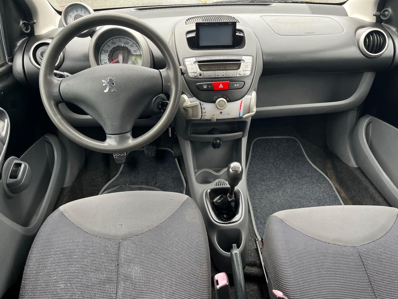Peugeot 107 1.0 68CV 5p. Urban Move