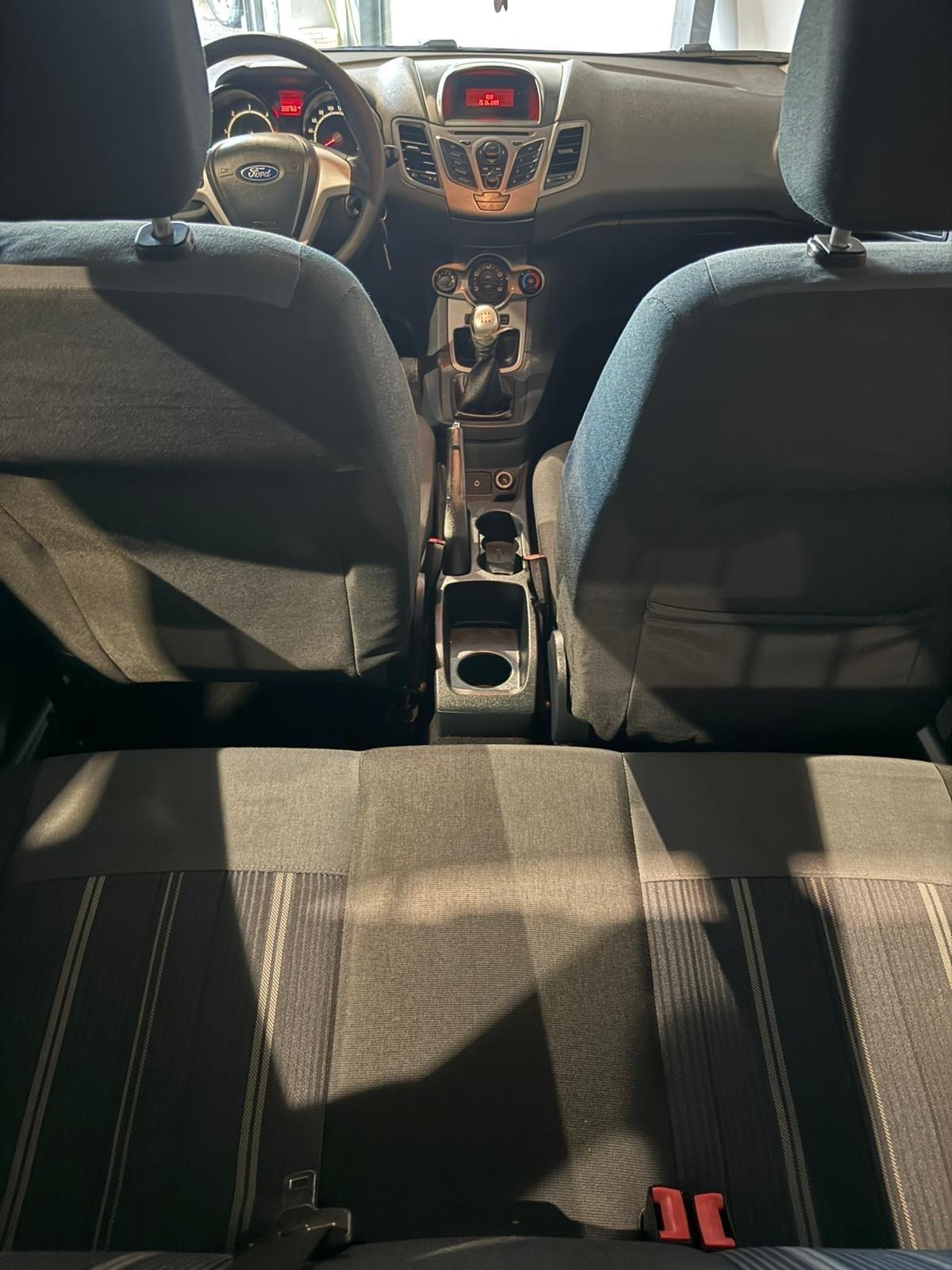 Ford Fiesta 1.4 TDCi - NEOPATENTATI