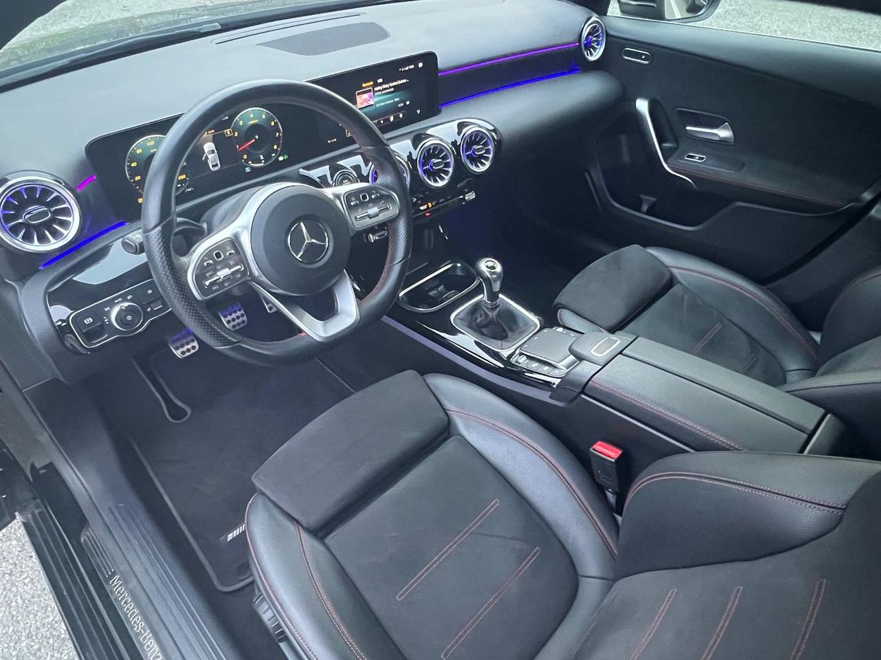 Mercedes-Benz A 200 AMG Line Premium A 200 #9772