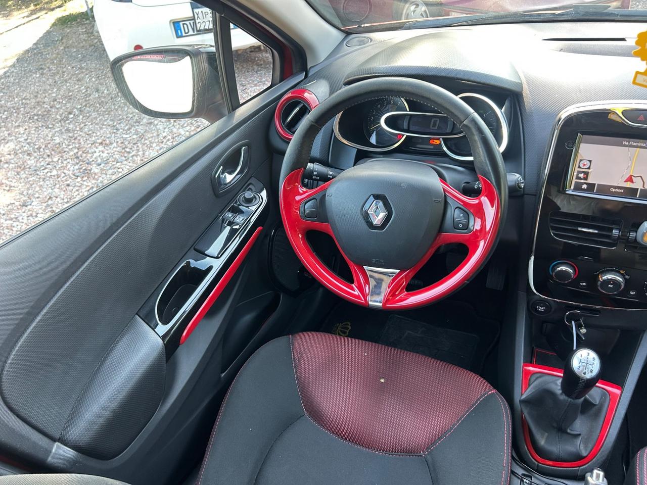 Renault Clio 1.2 75CV 5 porte Live neopatentati permute