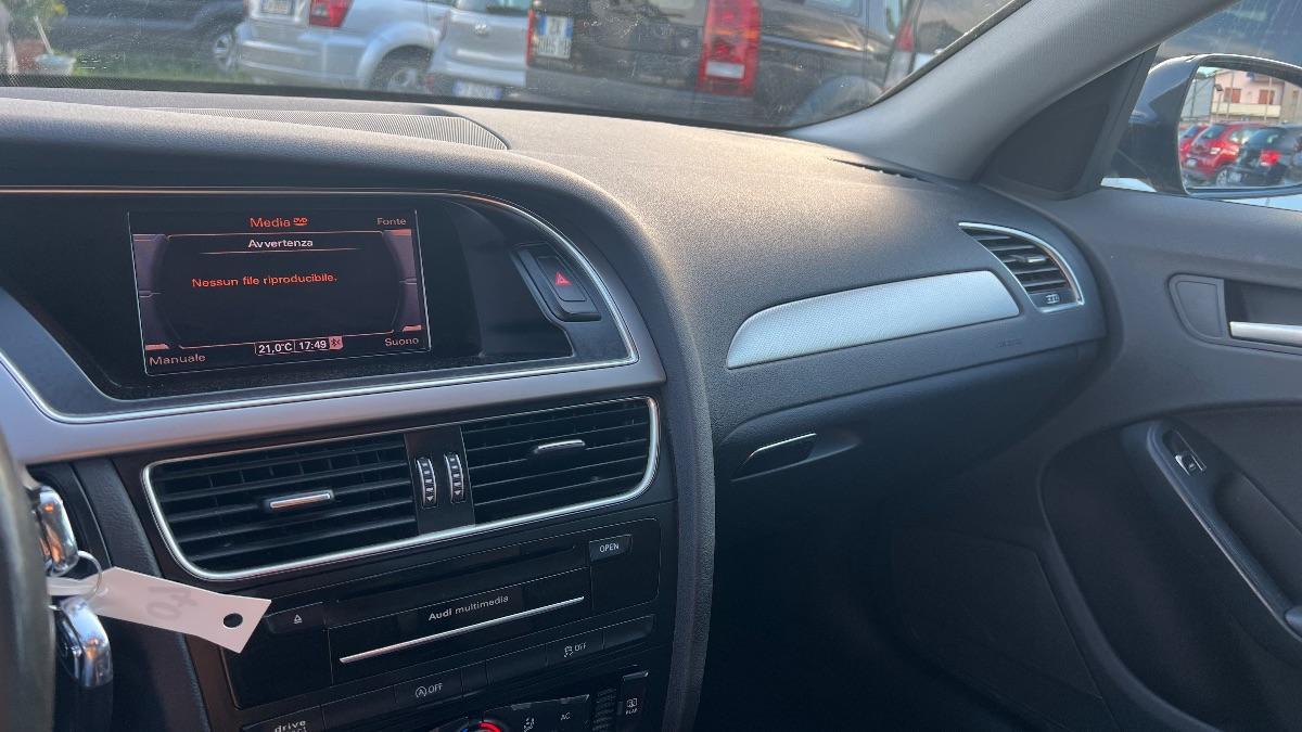 AUDI - A4 Avant Avant 2.0 tdi Advanced 177cv multitronic
