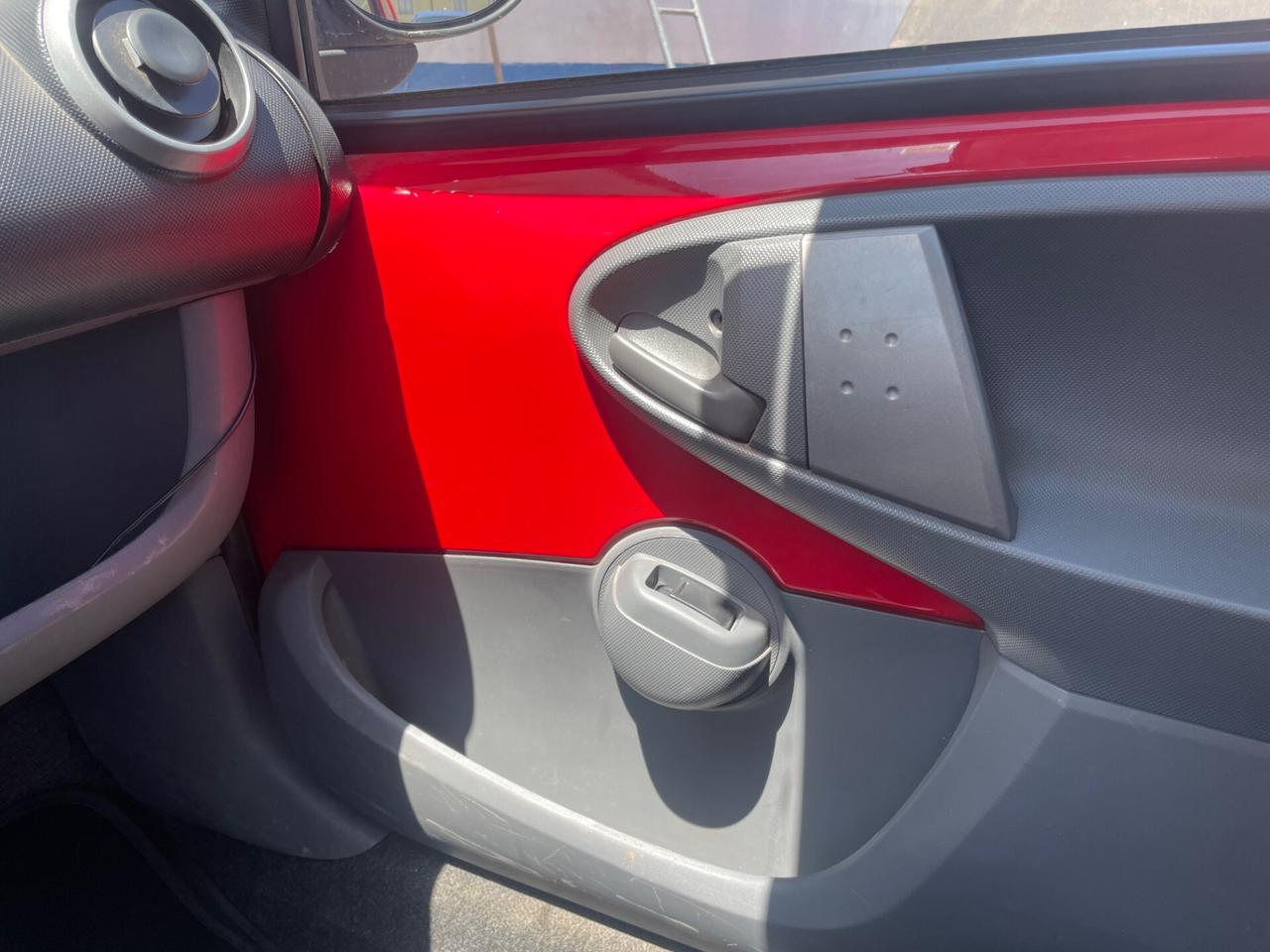 Toyota Aygo 1.0 benzina ok neopatentati clima