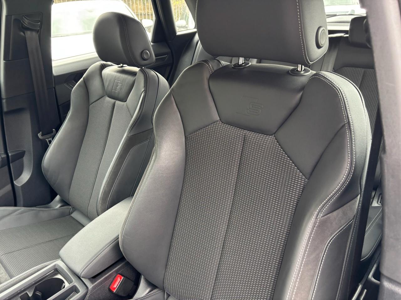 Audi Q3 35 TDI S tronic 150 CV S-LINE