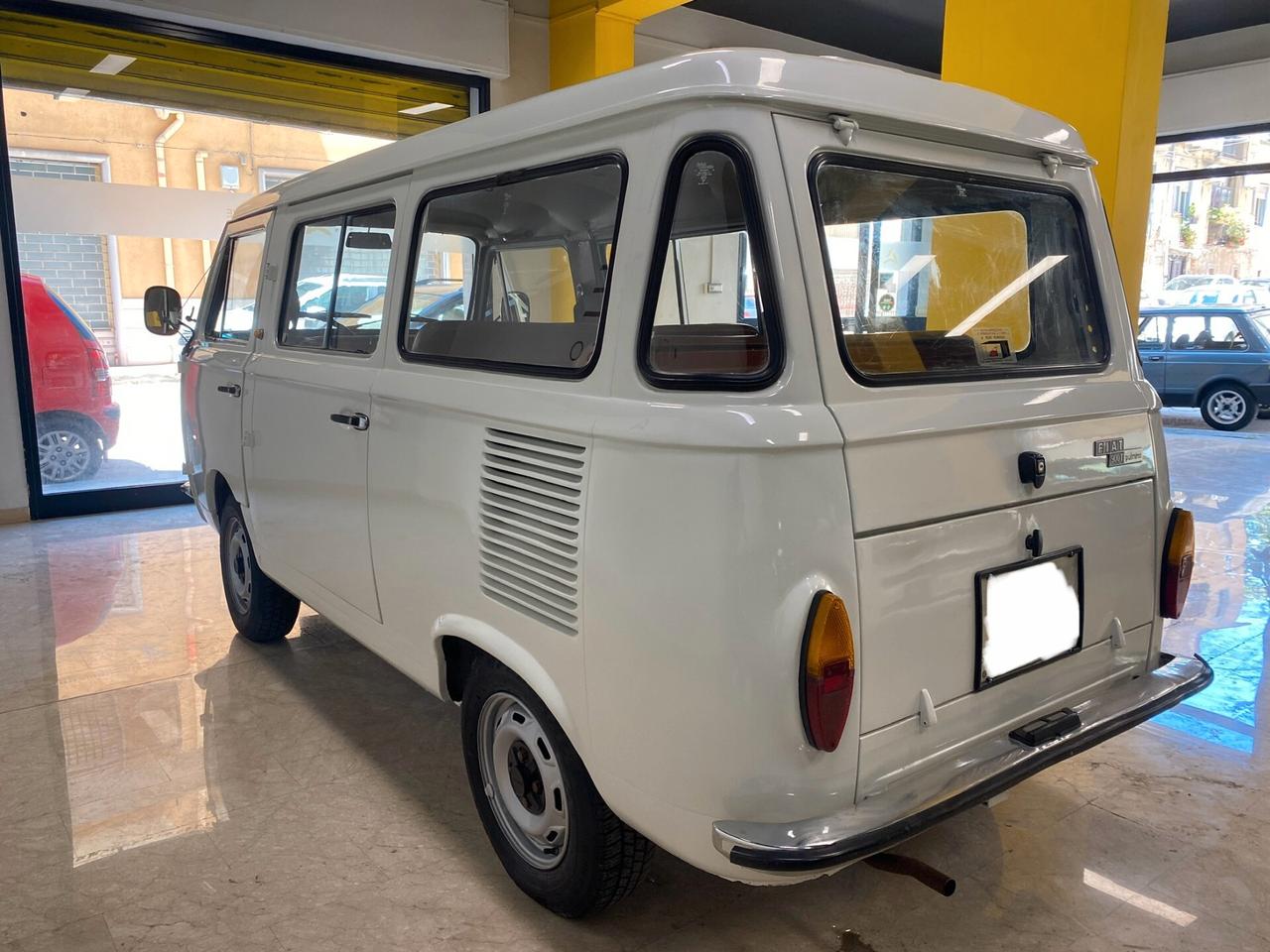 Fiat 900 T (PANORAMA)
