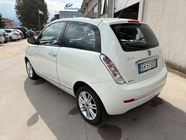 Lancia Ypsilon 1.3 MJT 75 CV Platinum