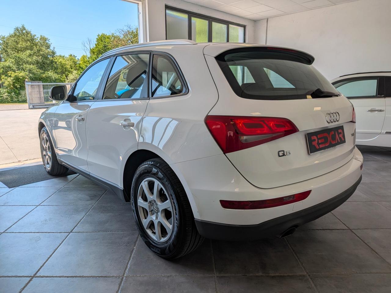 AUDI Q5 2.0 TDI - 143CV