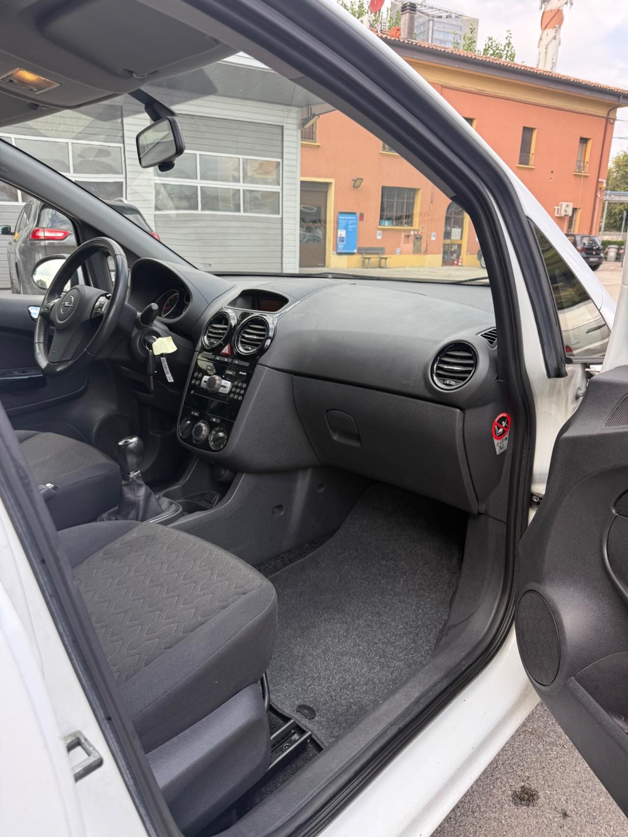 Opel Corsa 1.2 85CV 5 porte GPL-TECH Ecotec