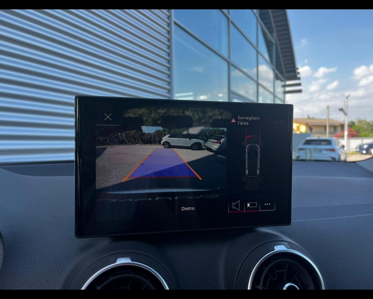 AUDI Q2 35 TFSI S LINE EDITION