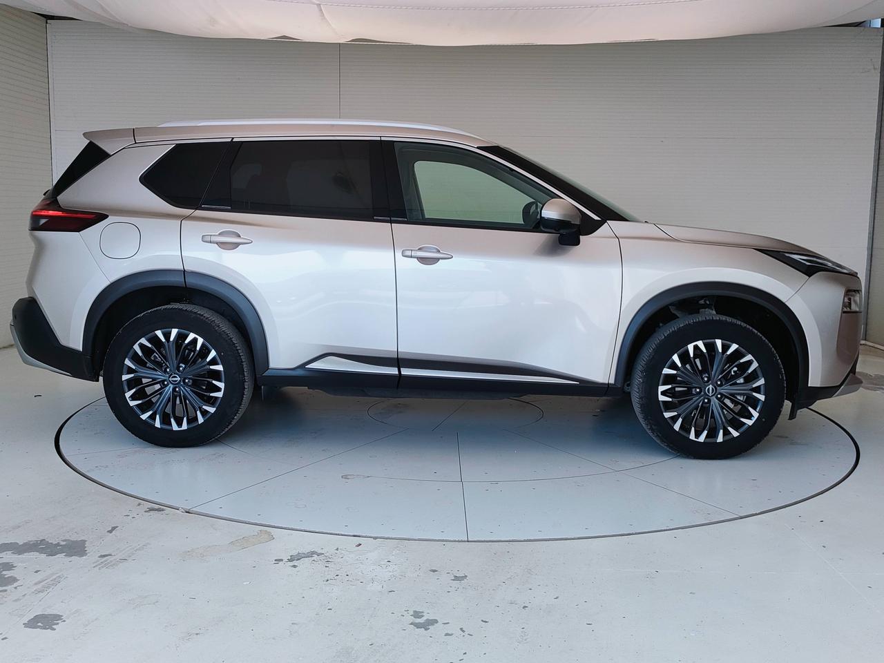 NISSAN X-Trail IV 2022 - X-Trail 1.5 mhev Tekna 2wd xtronic 7p.ti