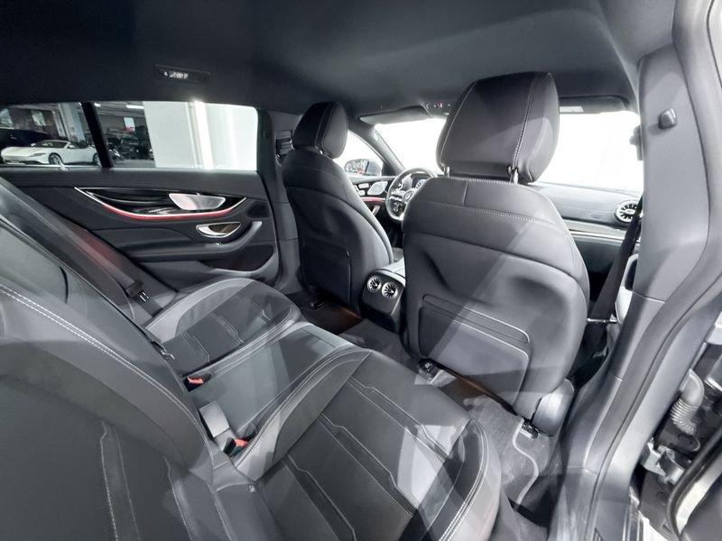 Mercedes-Benz GT Coupé 4 43 4MATIC+ Mild hybrid AMG