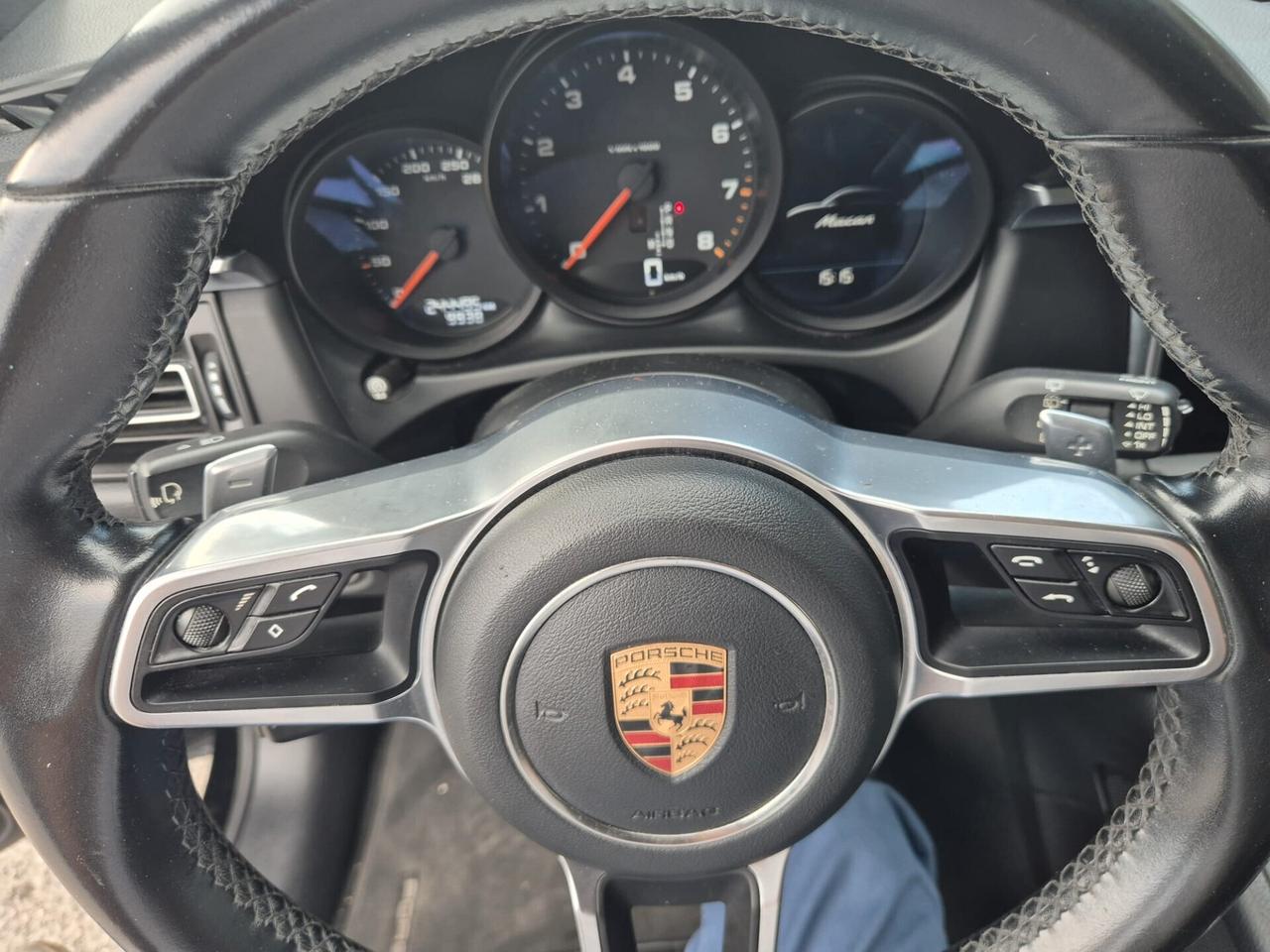 Porsche Macan 2.0 245CV PDK -NO GARANZIA-
