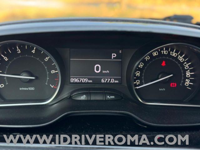 PEUGEOT 208 Cambio automatico/ navi/telecamera +GPL