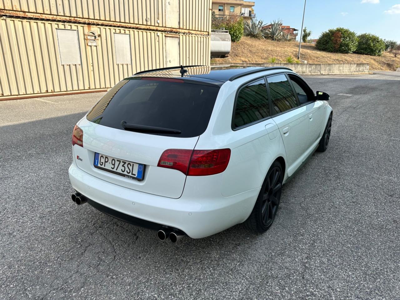 Audi S6 5.2 v10 quattro Tip tronic