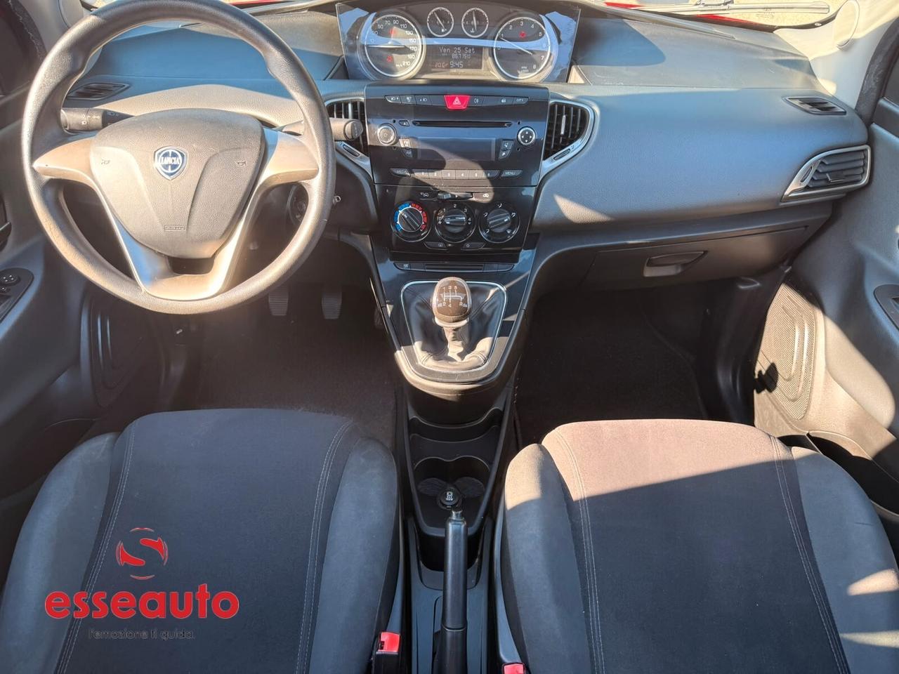 Lancia Ypsilon 1.2 69 CV 5 porte Gold