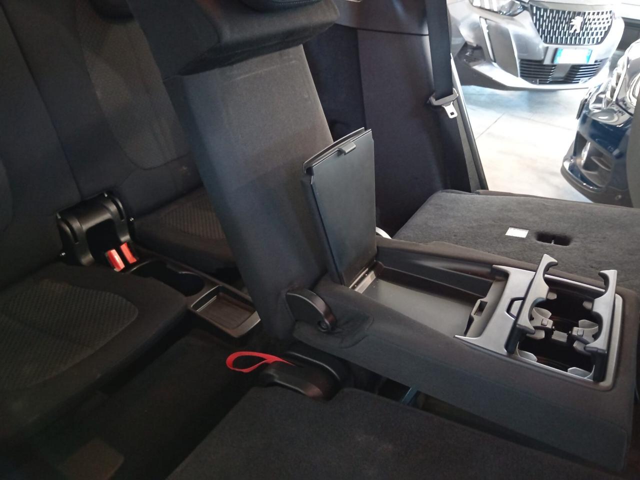BMW 216D SERIE 2 1495cc 115cv (85KW) 7 POSTI