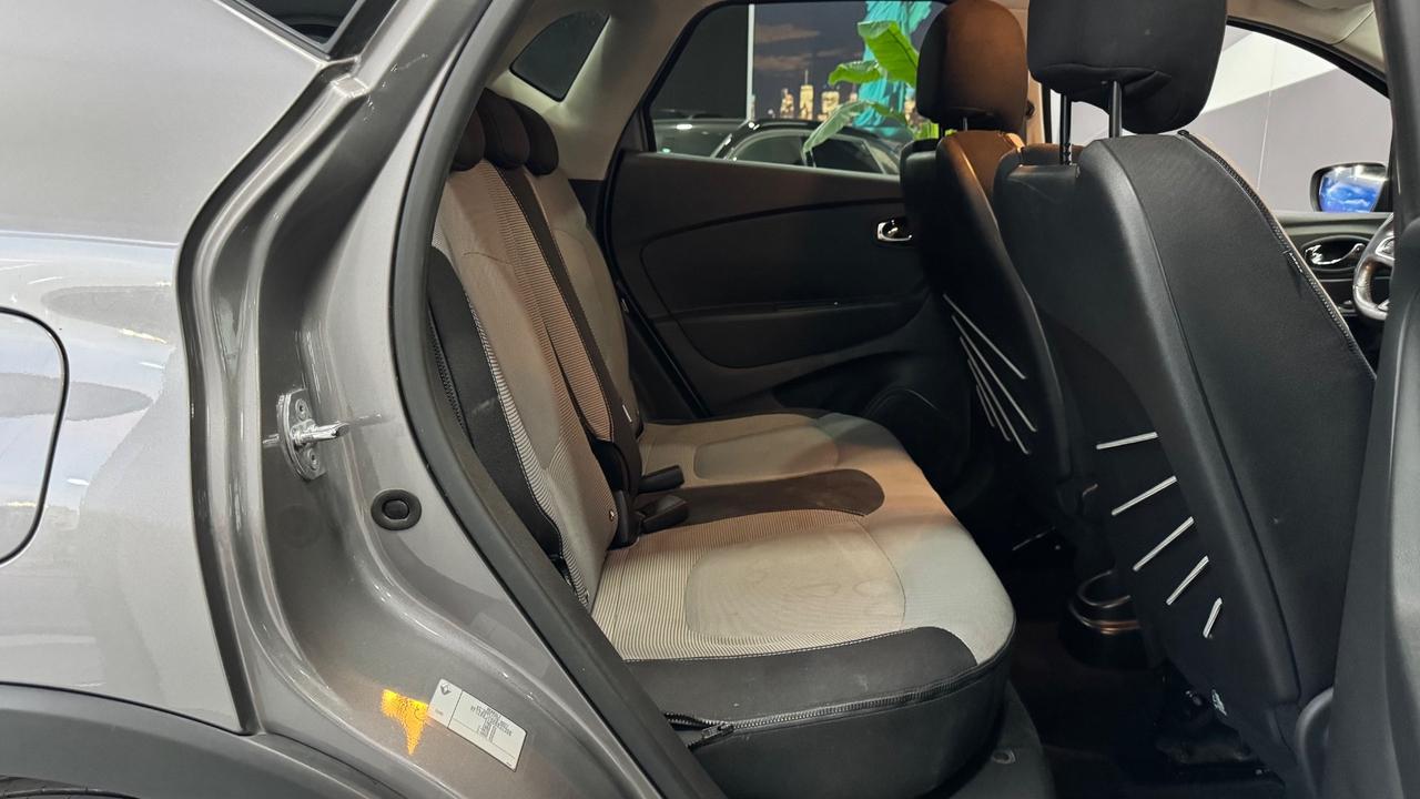 Renault Captur dCi 8V 90 CV EDC Start&Stop Energy Intens