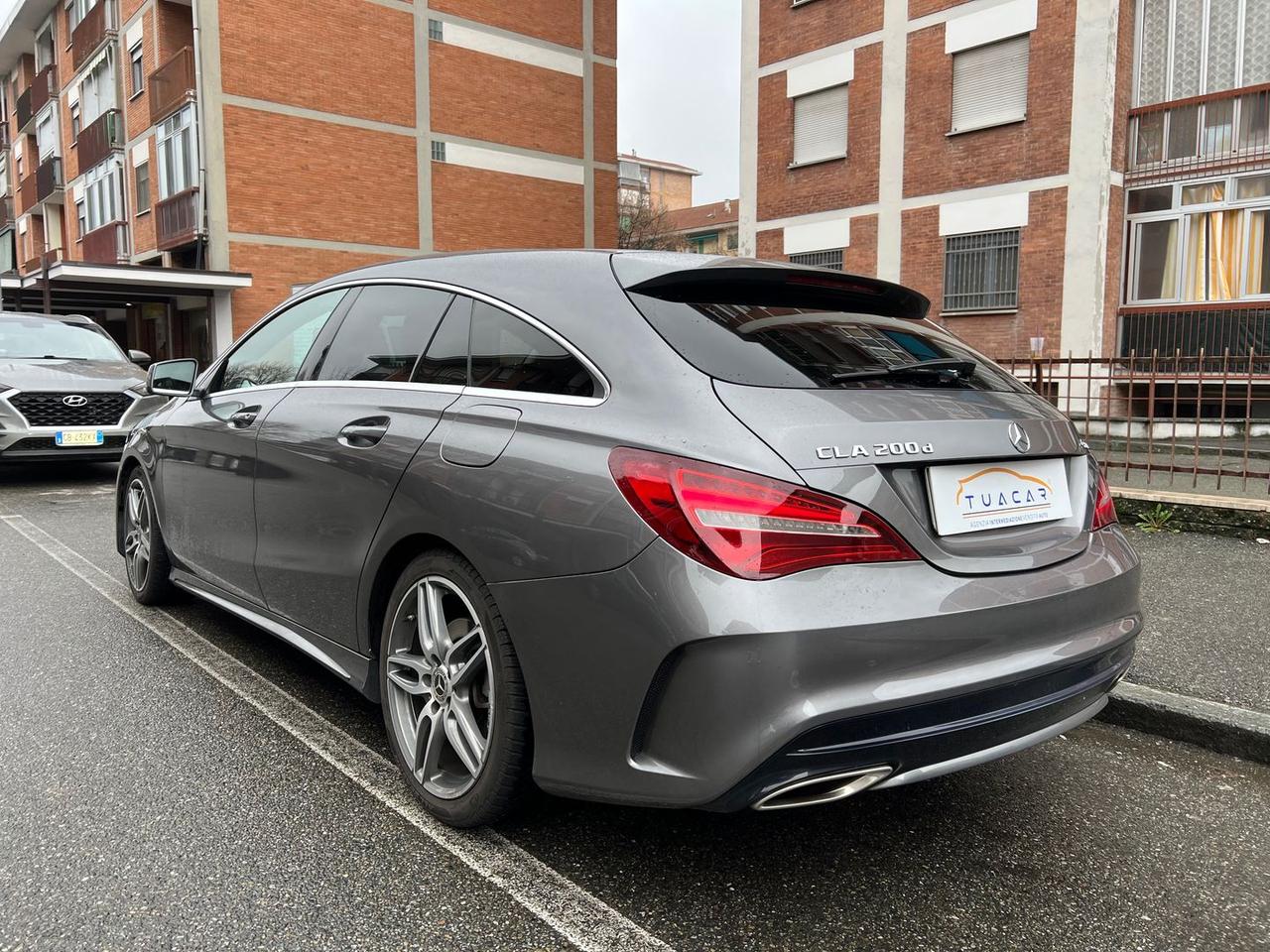 Mercedes-Benz CLA 200 D Premium